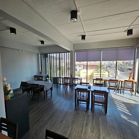Polkadot Hostel Пхитсанулок Экстерьер фото